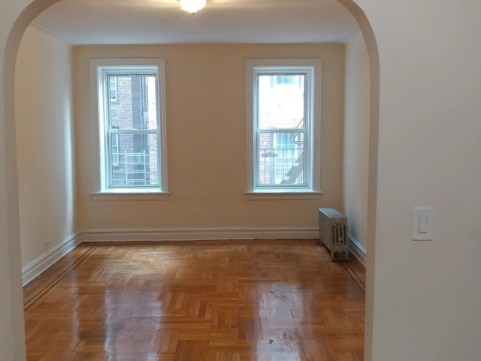 1575 Thieriot Ave — Photo 4