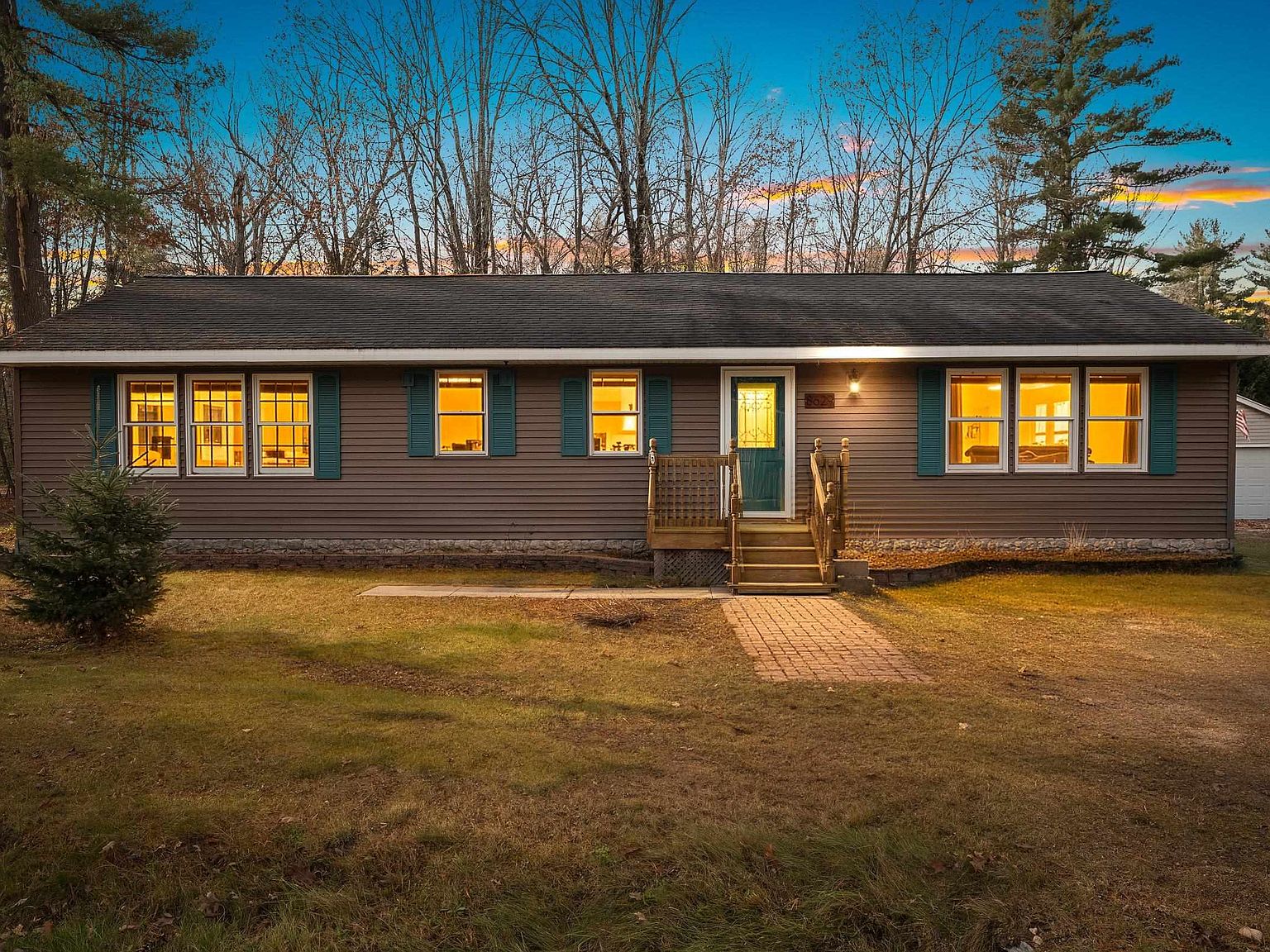 N8629 Pines Rd, Wausaukee, WI 54177 | Zillow