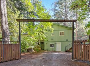 20460 Cedar View Ct, Foresthill, CA 95631