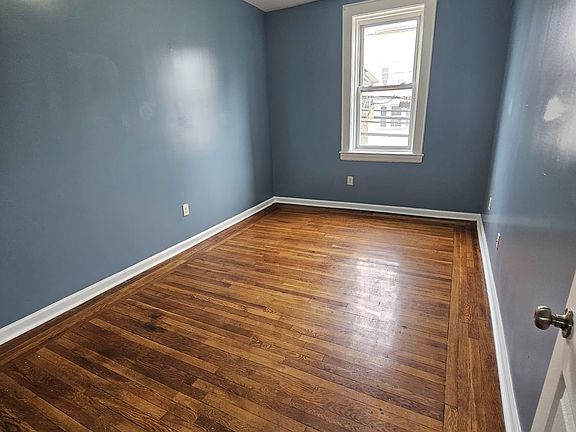 5th image of 21 Stuyvesant Ave APT 2D