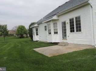 348 N Founders Ct, Warrington, PA 18976