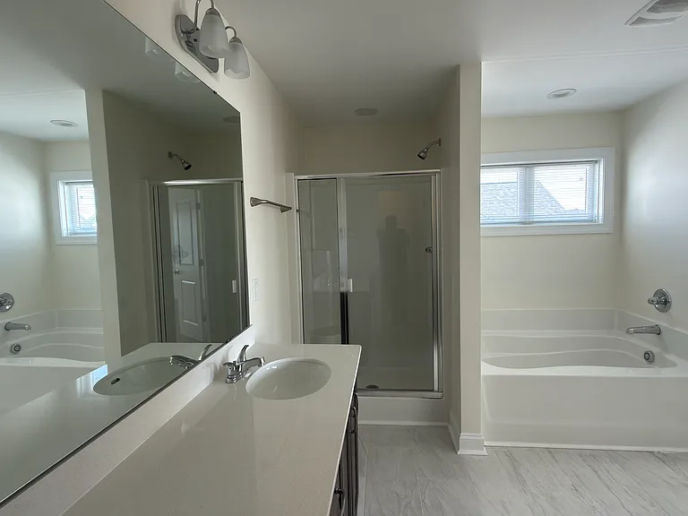 105 Wicklow Ct — Photo 8