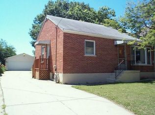 467 North St, Elgin, IL
