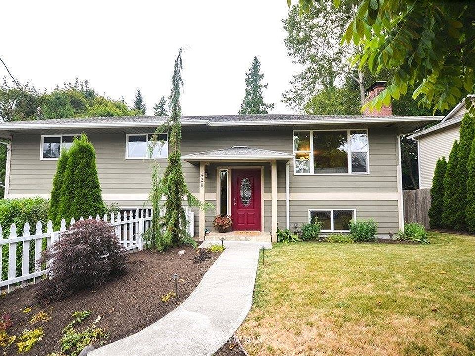 1st image of 428 91st Ave SE
