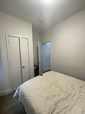 4th image of 9 Stanton St #5D4