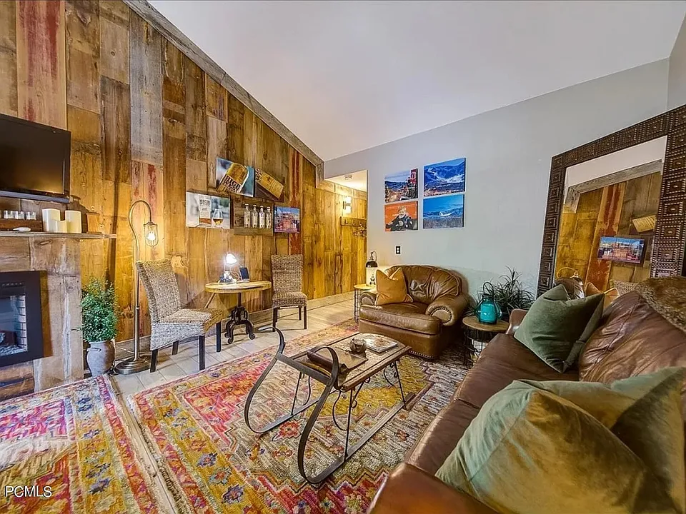 2245 Sidewinder Dr #520
