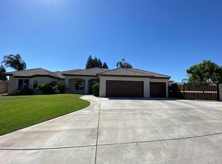 8107 Willoughby Ct, Bakersfield, CA 93313