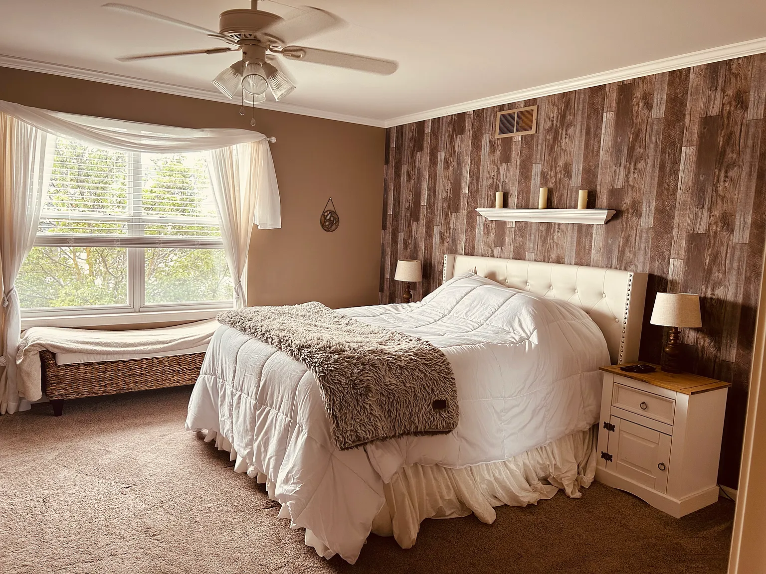 2 bed, 1.5 bath, 1192 sqft, $2,000 — Photo 4