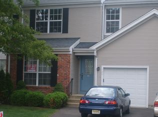 126 Grantham Dr, Somerset, NJ 08873