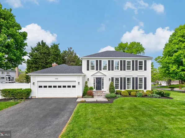 12637 Falconbridge Dr, Gaithersburg, MD 20878