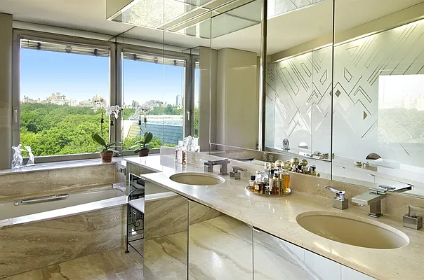 Sold by Corcoran | media 31