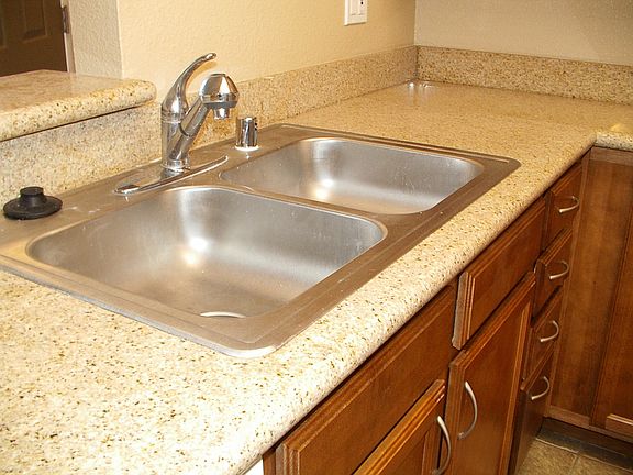 GRANITE COUNTERS