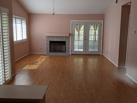 Living Room / Dining Room