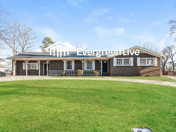 644 Navajo Trl, Alabaster, AL 35007