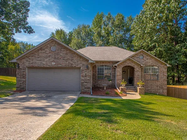 111 Rogers Dr, Bryant, AR 72022