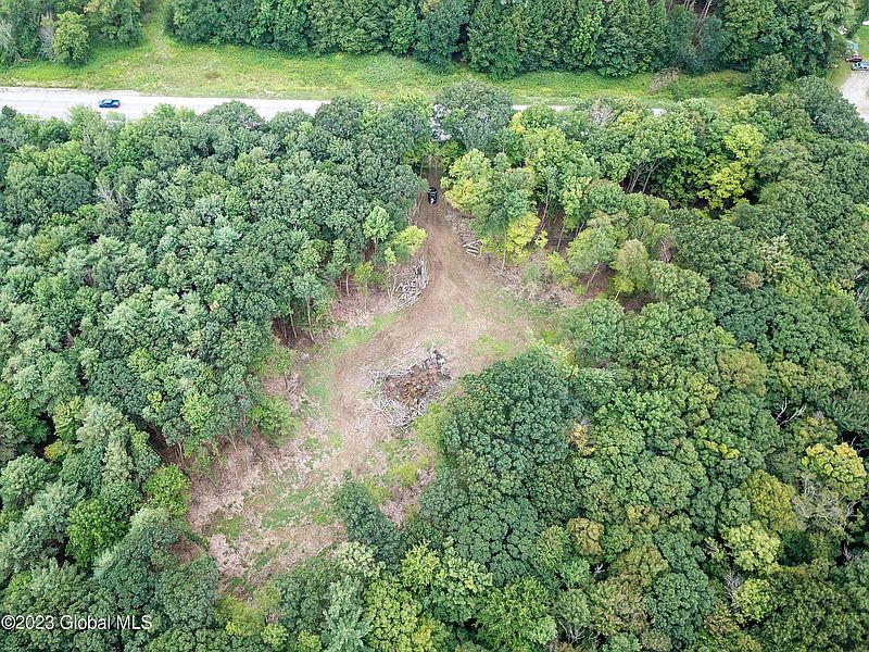 4th image of L55 Nys Rt 29