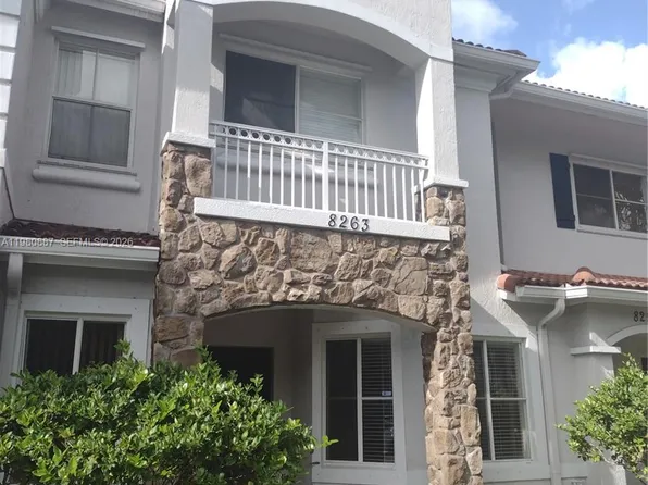 8263 SW 27th St #102, Hollywood, FL 33025