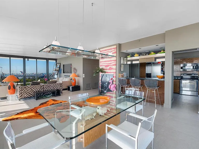 1000 Venetian Way #1501 — Photo 13