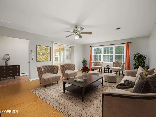 25B Gramercy Lane, Manchester, NJ 08759