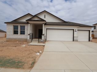 17446 Buffalo Grass Ln, Elmendorf, TX 78112