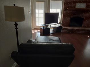 914 Rio Vista Ln, Arlington, TX 76017