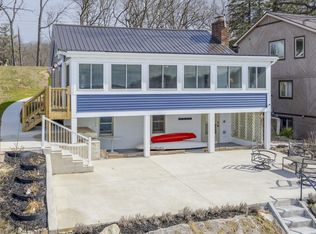 10862 Hermitage Pointe Rd, Middleville, MI 49333