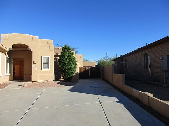 3rd image of 16029 N 35th Dr