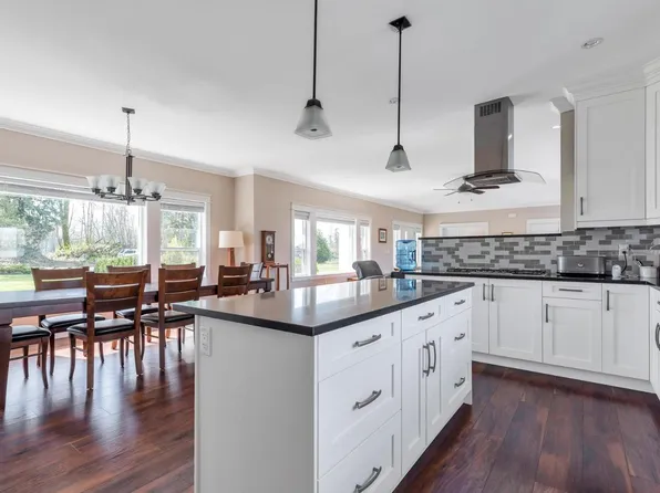 22953 8th Ave, Langley, BC V2Z 2W3