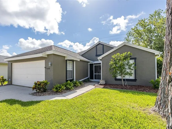 4242 Northampton Dr, New Port Richey, FL 34653