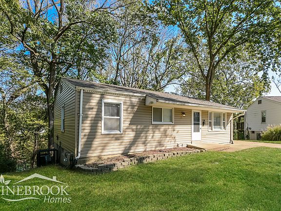 2nd image of 5188 Carey Ln