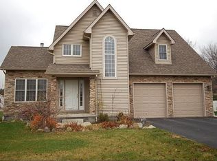 1 Turnberry Pl, Cortland, OH