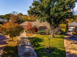 7508 Aspen Wood Cir, Fort Worth, TX 76132