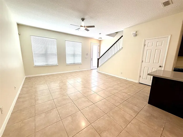 8568 Dufferin Ln — Photo 6