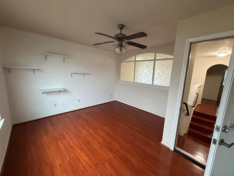6826 Pheasant Oak Dr — Photo 13