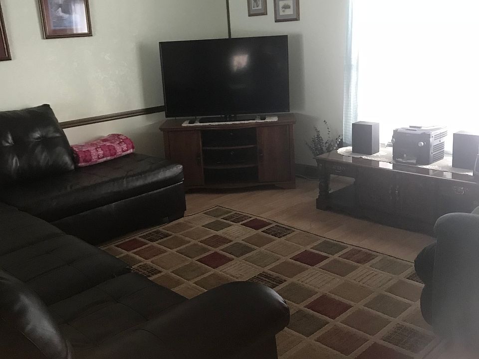 1st image of 1402 Wild Rose Dr