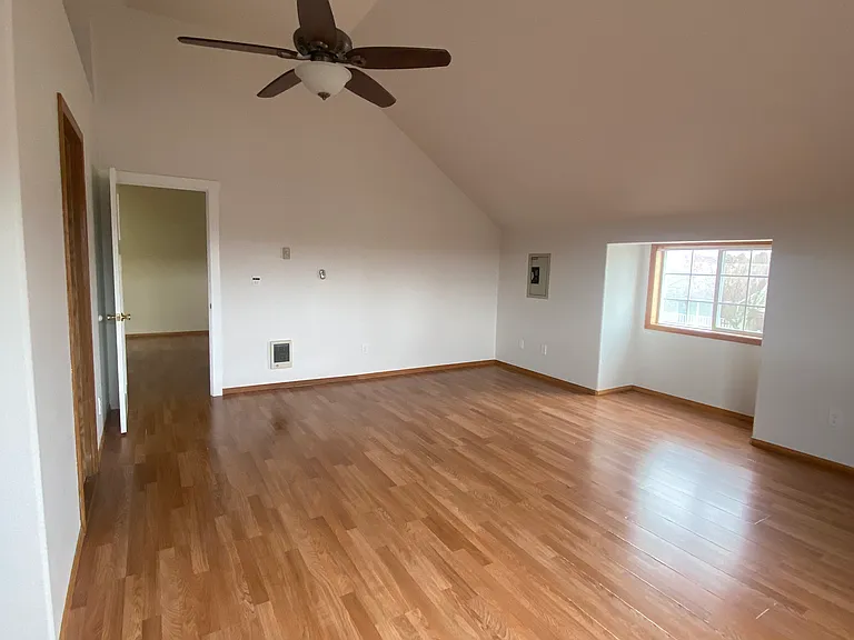 4838 Ward Dr NE — Photo 15