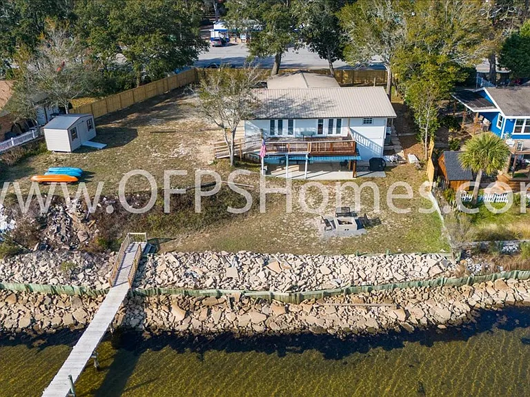 13885 Highway 20 — Photo 3