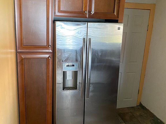 4th image of 434 Plymouth Dr