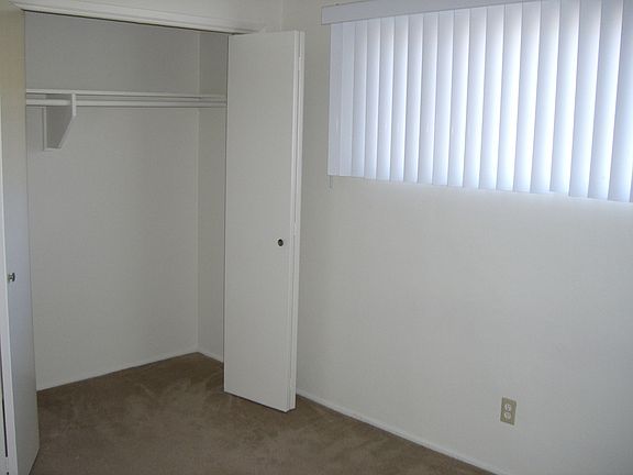 5th image of 1745 Redondo Ave APT 9