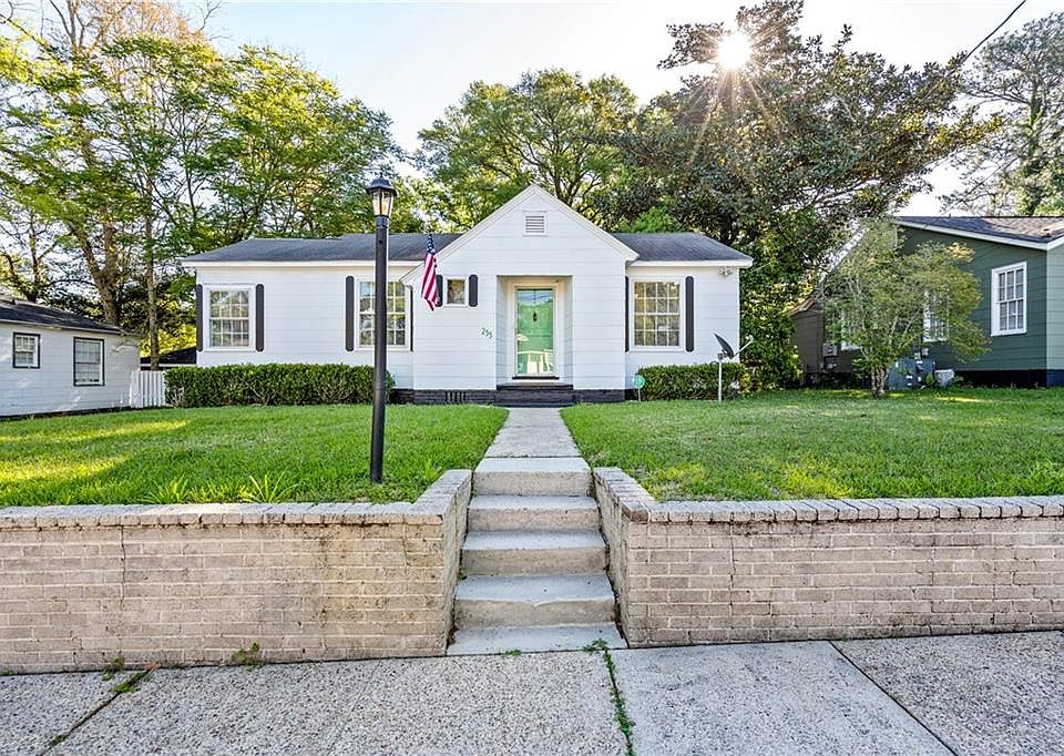 1st image of 255 Pinehill Dr