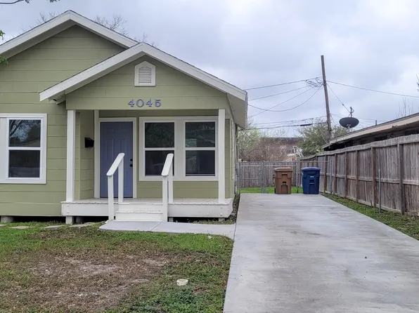 4045 Santa Elena St, Corpus Christi, TX 78405