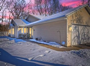 8837 Norway St NW, Coon Rapids, MN 55433