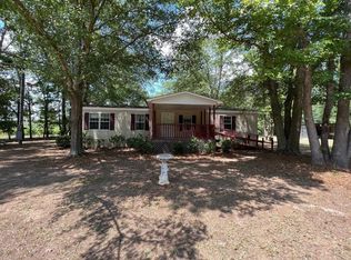 3195 Henderson Grove Rd, Sandersville, GA 31082