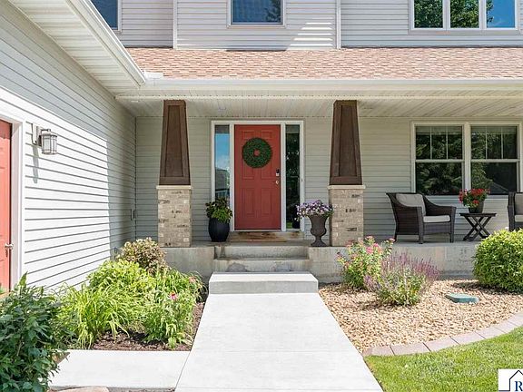 2nd image of 2290 Balsam Dr