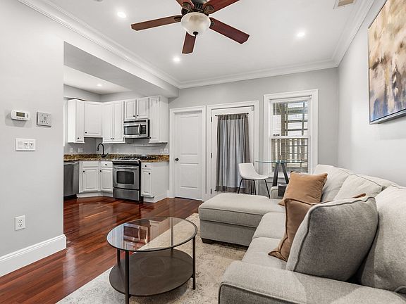 2nd image of 26 Vinton St #2