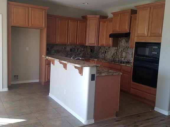 5th image of 27085 N 90th Ave