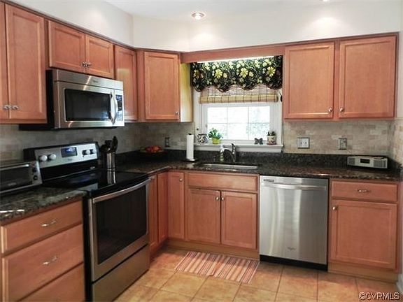 3rd image of 8701 Wadsworth Ct