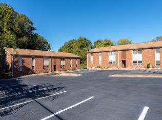 516 S Mendenhall St APT 512-C, Greensboro, NC 27403
