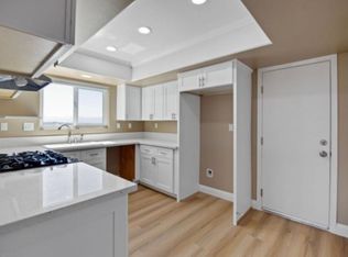 16266 Viho Rd APT A, Apple Valley, CA 92307