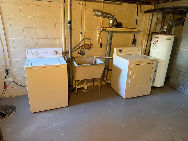 Washer + Dryer